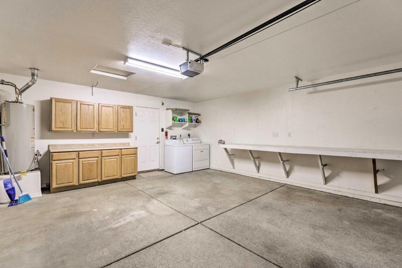 Kid-Friendly Kingman Home Near Parks And Dining מראה חיצוני תמונה
