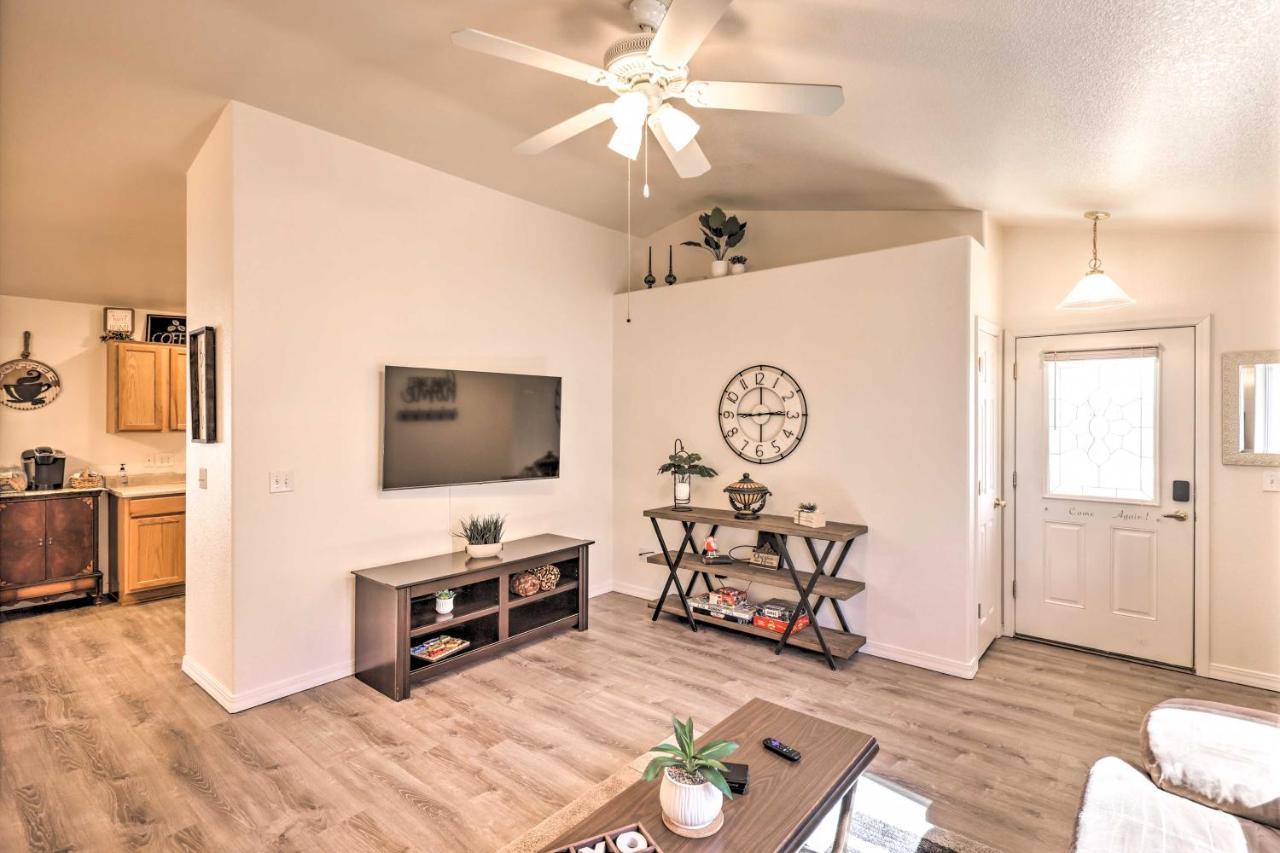 Kid-Friendly Kingman Home Near Parks And Dining מראה חיצוני תמונה
